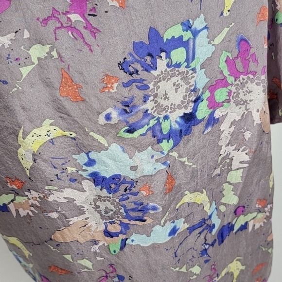 Forever 21 Silk Like material Splatter Paint - Picture 7 of 10